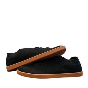 SUAVS - THE 247 SHOE